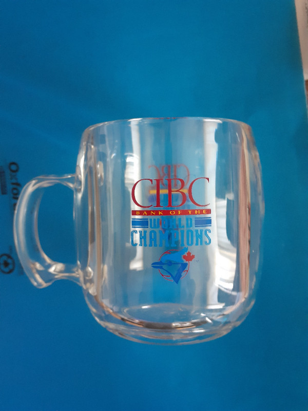 TORONTO BLUE JAY NEW OLD STOCK CIBC 1992 WORLD SERIES COFFEE MUG in Arts & Collectibles in Oakville / Halton Region