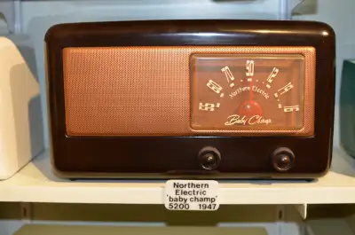 NORTHERN ELECTRIC 5200 RADIO, View more