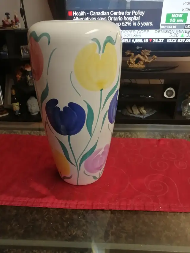 Large ceramic vases $10 each553852209935820803