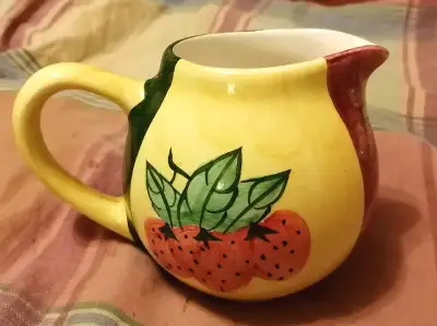 VINTAGE COUNTRY INN COLLECTION HAND PAINT CREAMER PITCHER NEW, View more