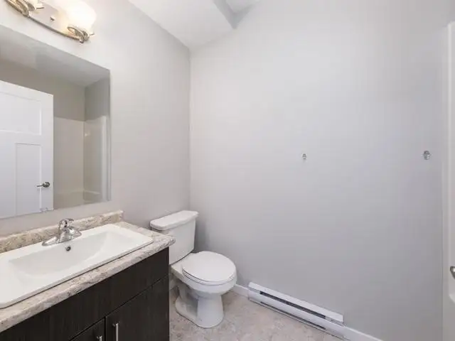 Bright and modern 1 bedroom suite for rent in Long Term Rentals in Whitehorse - Image 9
