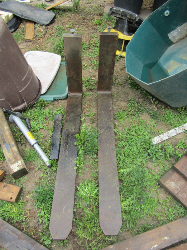 Fork Lift Forks with Side Shift Frame in Heavy Equipment in St. Catharines