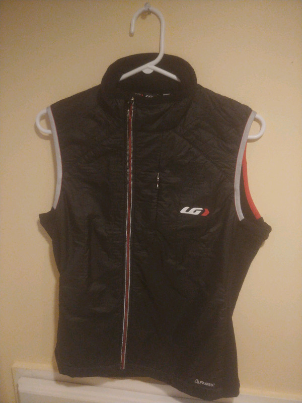 Mens Garneau insulated cycling vest small black  in Men's in Kitchener / Waterloo