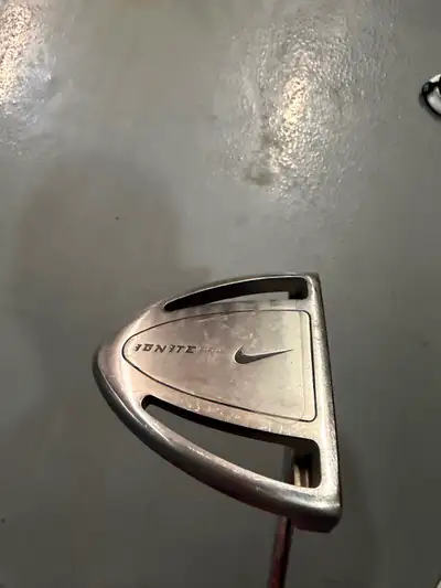 Nike Ignite Righty putter w new grip, View more
