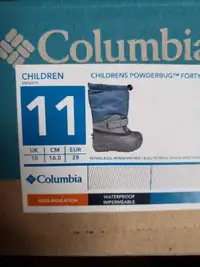 Columbia Children's Powderbug Forty winter boots, size 11
