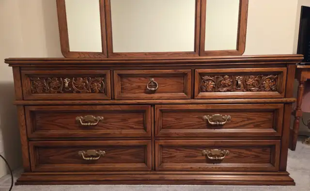 Queen Size Wood Bed Frame, Dresser With 3 Way Mirror. in Beds & Mattresses in Kelowna - Image 3