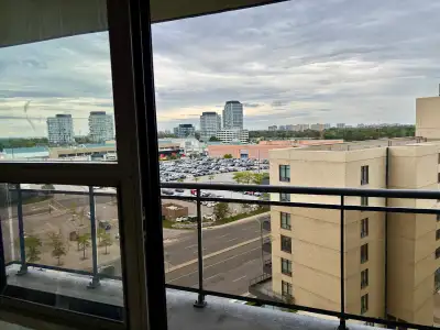 Spacious Private Bedroom – Don Mills Station | Nov 1 | Female Only Looking for one female roommate t...