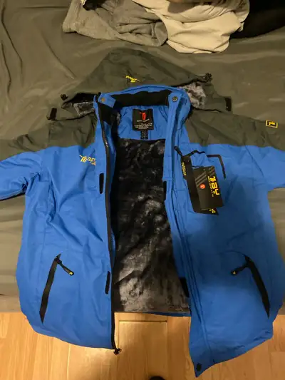 Manteau d'hiver, View more