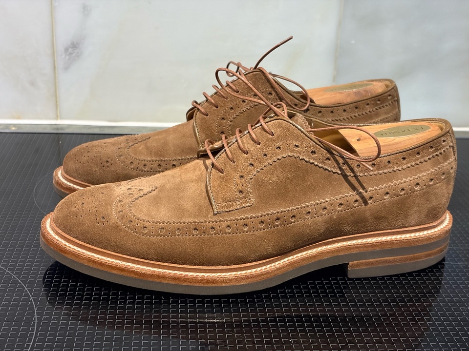 Brunello Cucinelli, Brunello Cucinelli Suede Wingtip Brogue Derby Shoe-taille 41.5