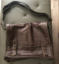 Colehaan Leather Crossbody Bag 