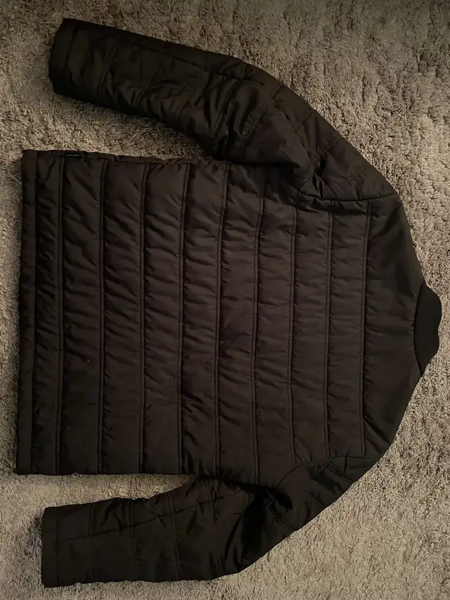 calvin Klein men’s jacket in Men's in Lethbridge - Image 4