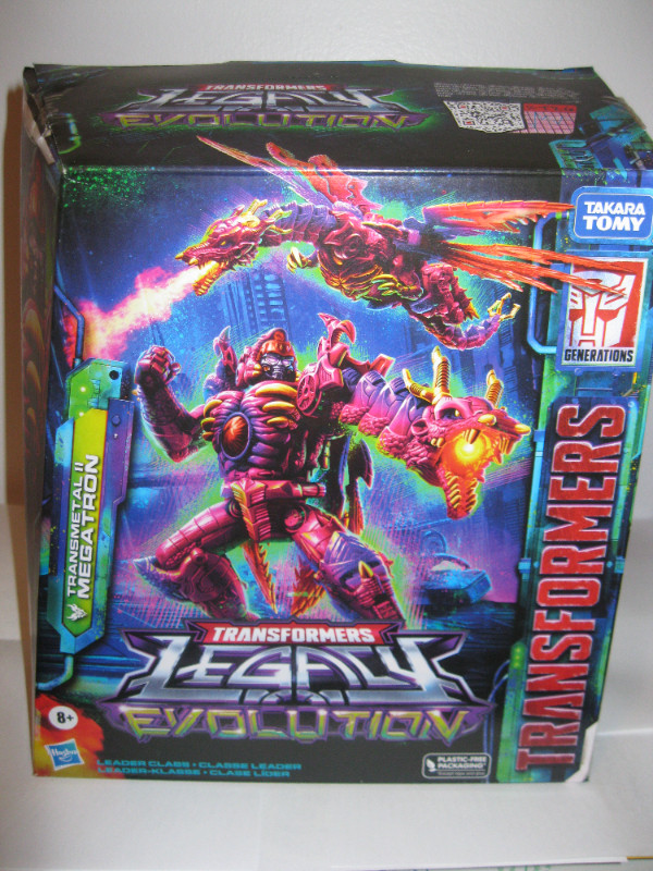 Leader Class Transformers Legacy Evolution Transmetal 2 Megatron in Toys & Games in Markham / York Region