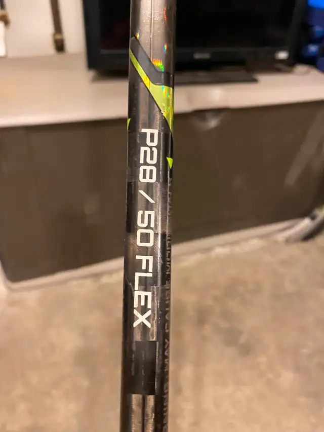 Bauer AG5NT Intermediate left hockey stick62864363087873123