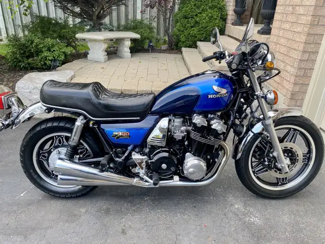 1982 Honda CB900 Custom 10 Speed in Street, Cruisers & Choppers in Mississauga / Peel Region - Image 4