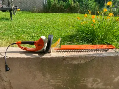 Taille-haie électrique Stihl HSE 70, View more