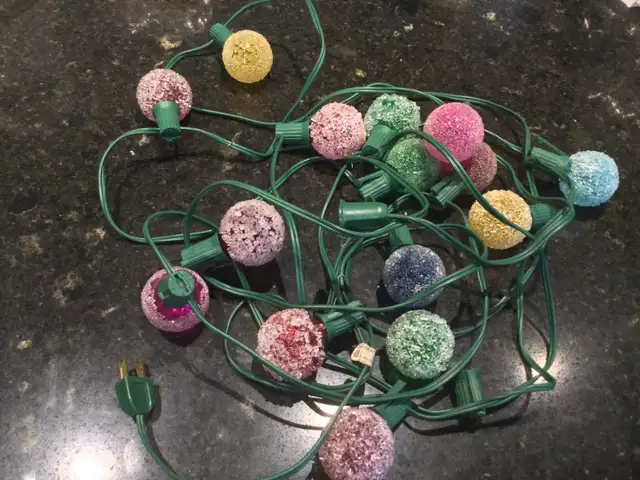 Two Strings Vintage Snowball Ice Christmas Lights63005667107843122