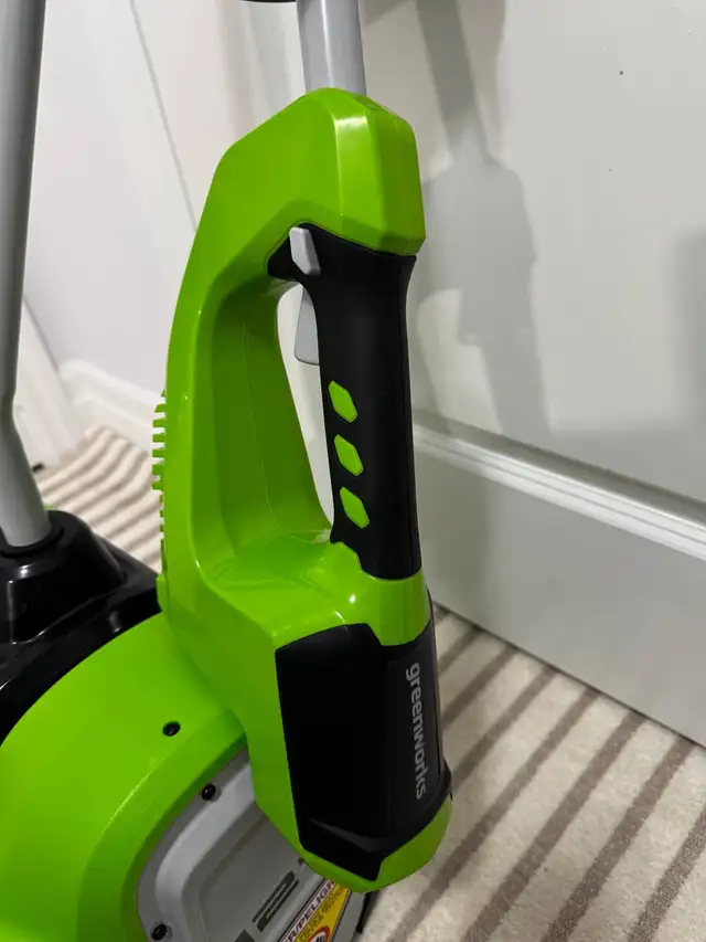 Greenworks 40V 12” Brushless Snow Shovel – Open Box ❄️ in Outdoor Tools & Storage in Kitchener / Waterloo - Image 3