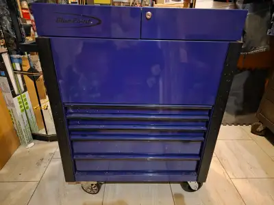 For sale a used, but in good overall condition Blue Point Automotive Diesel Mechanics Rolling 5 Draw...