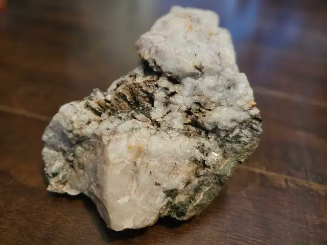 PIerres massives de Quartz in Other in Trois-Rivières - Image 9