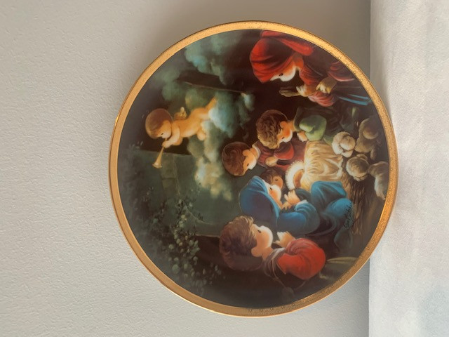 Royal Copenhagen collector plate in Arts & Collectibles in Ottawa - Image 2