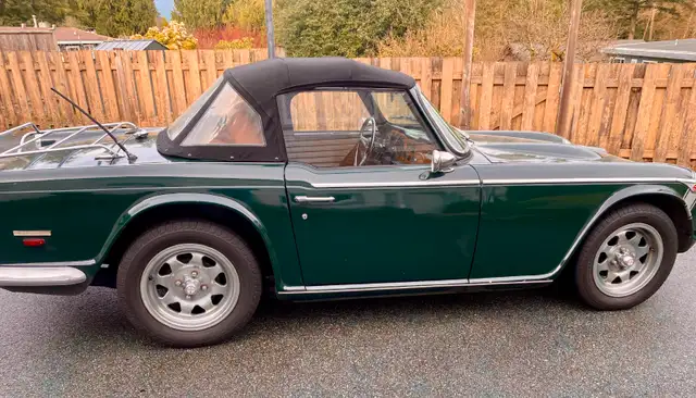 Triumph TR250 - 1968 in Classic Cars in Vancouver - Image 5