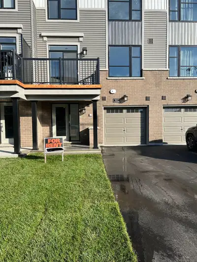 TOWNHOUSE FOR RENT