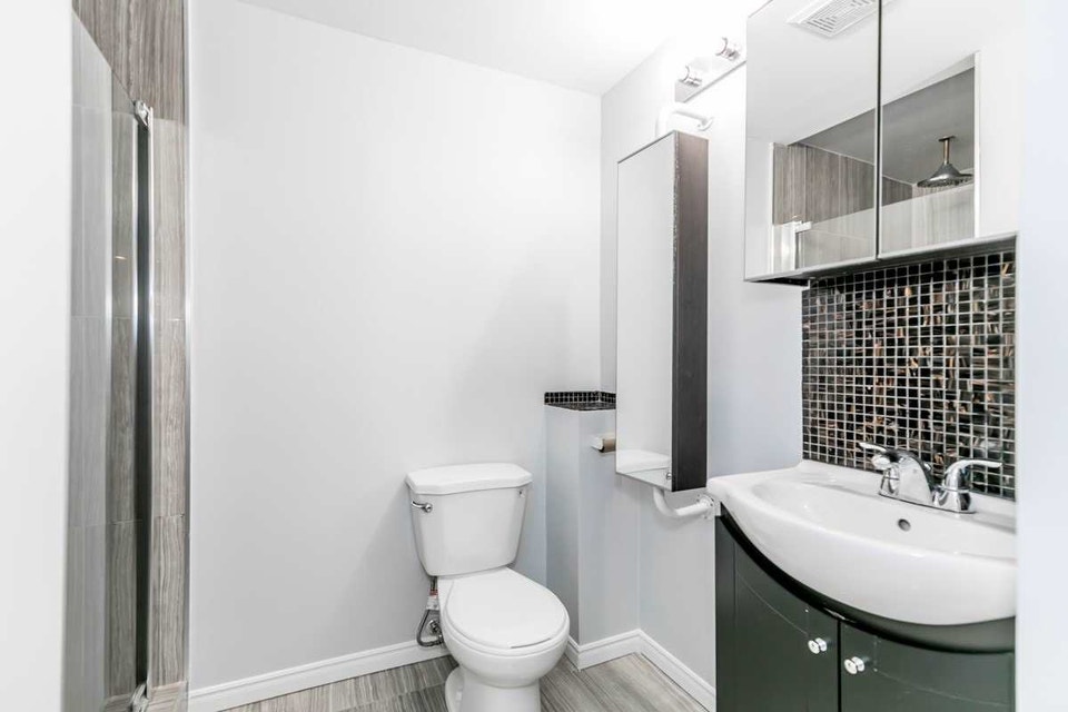 2-BR All-Inclusive Suite + Private Entry 5
