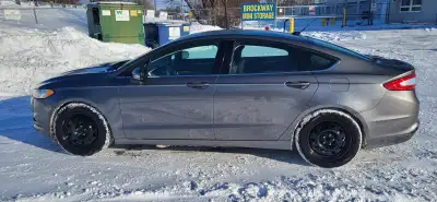 1.6 L, 4 cylinder, 166200 km, heated mirrors, power driver seat, bluetooth, remote start, 2 sets of...