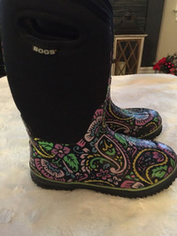 Bogs boots (size 6 kids)