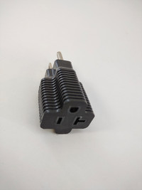 Plug adapter 