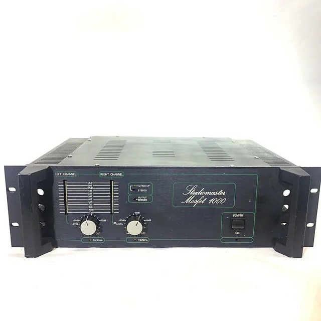 Studio master MOSFET 1000 Two-Channel Power Amp 1000W _ USED in Other in City of Montréal
