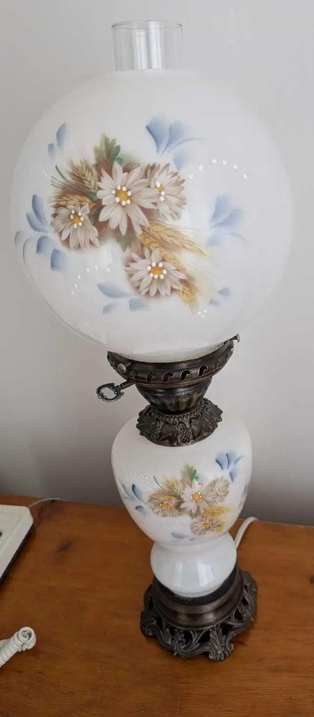 2 lampes vintage années 50 / 2 table lamps in Indoor Lighting & Fans in City of Montréal - Image 8