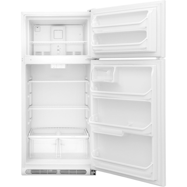 width frigidaire fridge (around 30 inches , height 60 inches) in Refrigerators in Ottawa - Image 2