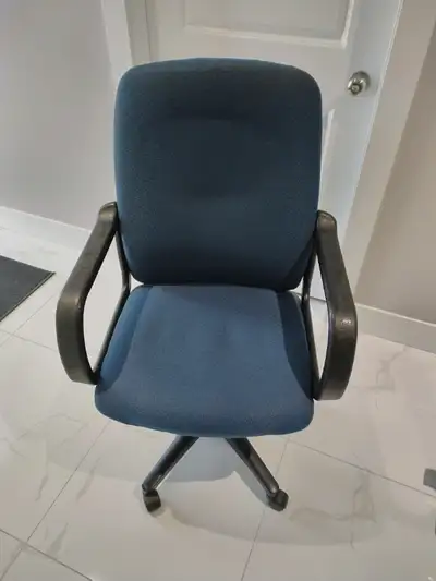 OFFICE CHAIR - (Nanaimo bc), View more