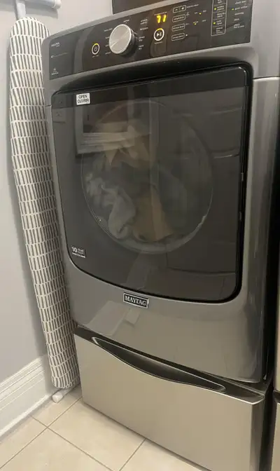 Maytag Maxima Steam Dryer with Pedestal, View more