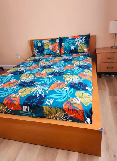 - Furnished bedroom - 3 minutes walk to Cote Vertu train station and to bus terminal going to West I...