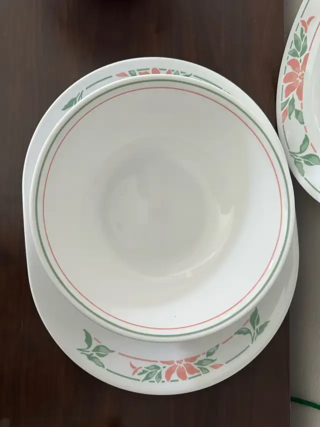 Corelle New Dishes in Kitchen & Dining Wares in City of Toronto - Image 6