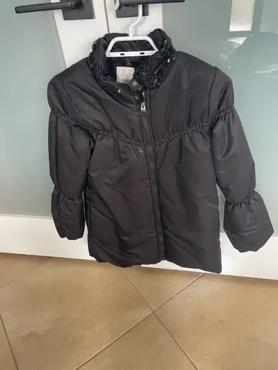 Girls pea coat size 10/12
, View more