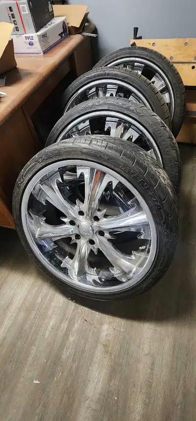 Set of 4 wheels and tires 265/35/R22 rubber on 22x9.5 wheels with 40mm offset with 6x5.5" (139.7mm)...