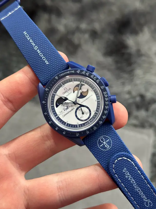 Omega x Swatch Mission to Earth in Jewellery & Watches in Longueuil / South Shore - Image 2