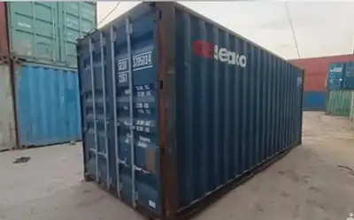 Shippinf containers 20 ft and 40 ft For Sale - Sudbury area, View more