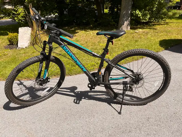 Diamondback Ridgeback Mountain Bike – Excellent Condition in Mountain in Ottawa - Image 2