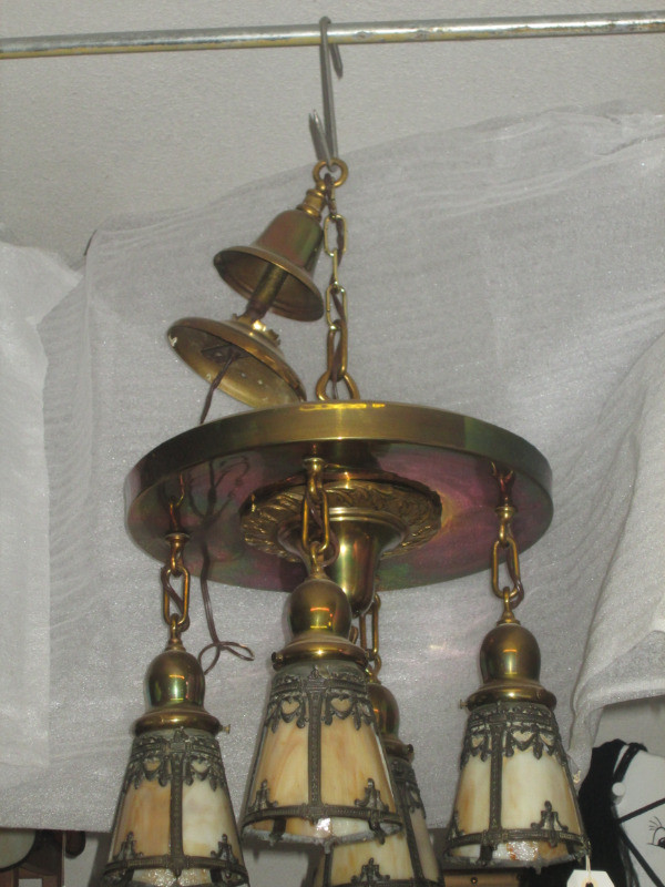 antique brass chandelier in Indoor Lighting & Fans in Hamilton - Image 4