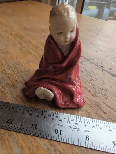 Royal Doulton Figurine this little pig, View more