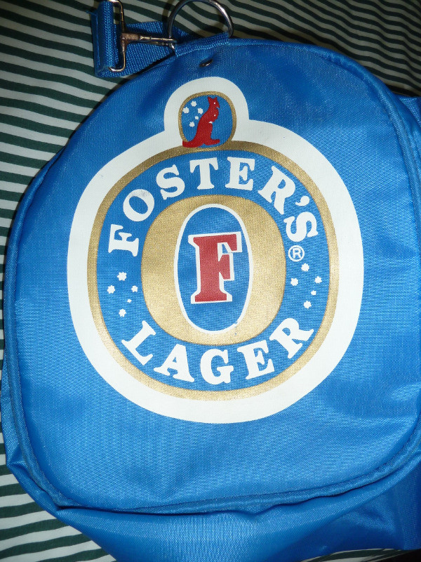 Australian Aussie OZ Foster's Lager Beer Duffle Bag in Arts & Collectibles in City of Toronto - Image 2