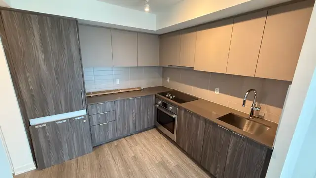 Brand New North York Modern Condo Rental in Long Term Rentals in City of Toronto - Image 4
