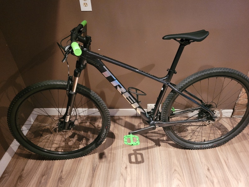 Trek Marlin 5 2022 Mountain Bike AS NEW Mountain Calgary Kijiji