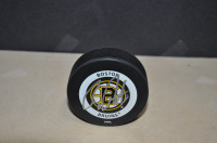 Brian Roolston Boston bruins autographed official hockey game pu