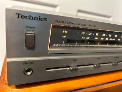 TECHNICS SA-110 Vintage Silver Face Stereo Receiver (1982), View more