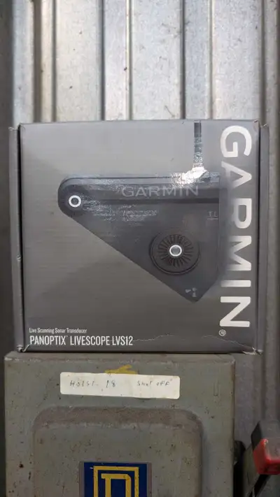 Selling my Garmin Panoptix Livescope LVS12 transducer. This unit provides real-time scanning sonar,...